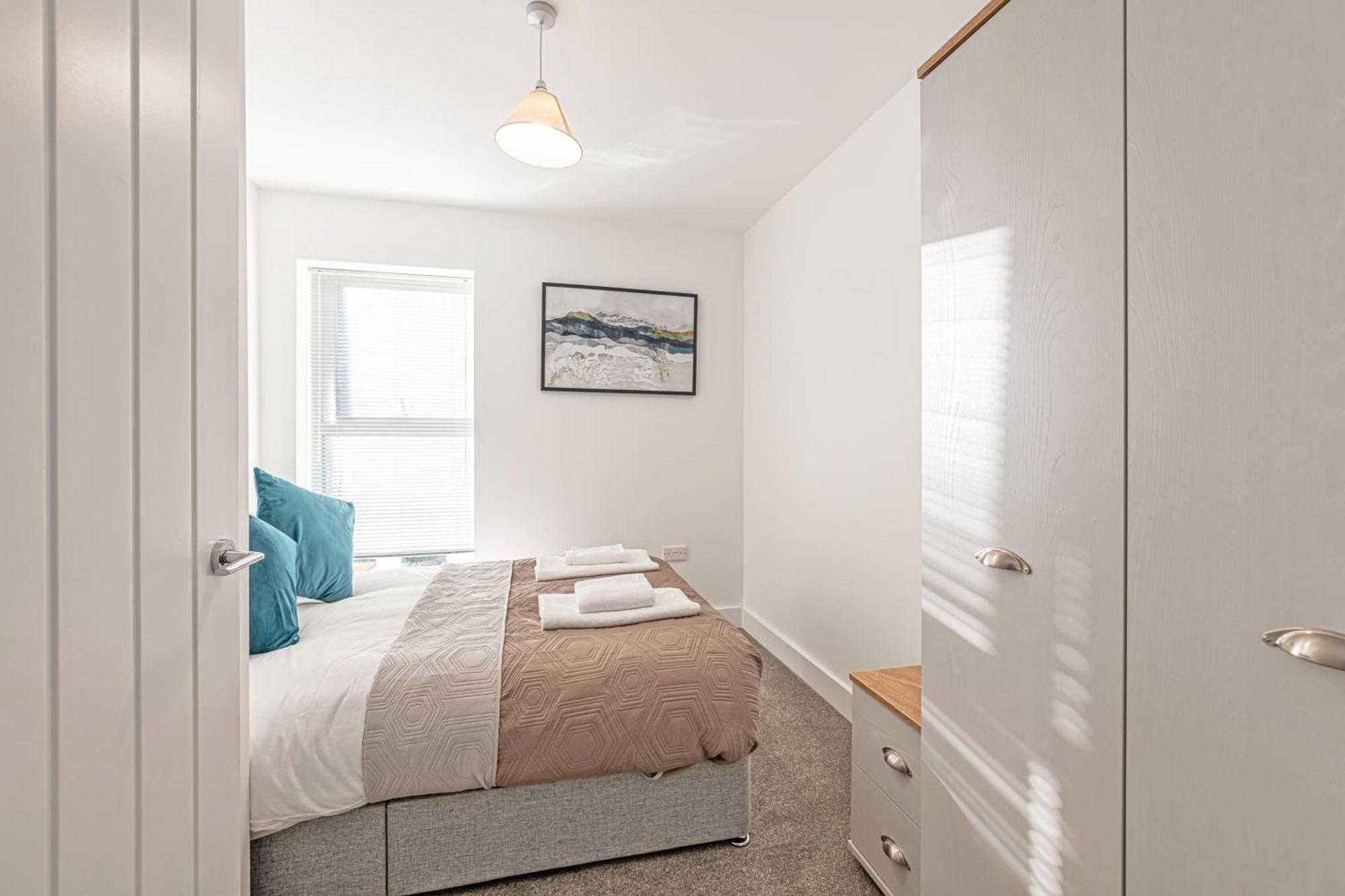 Gospel Heights Luxury Apartments With Parking Heswall Exterior foto